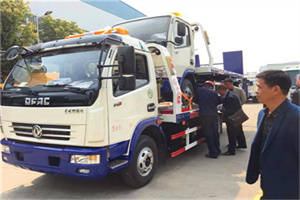 罗田汽车道路救援拖车价格